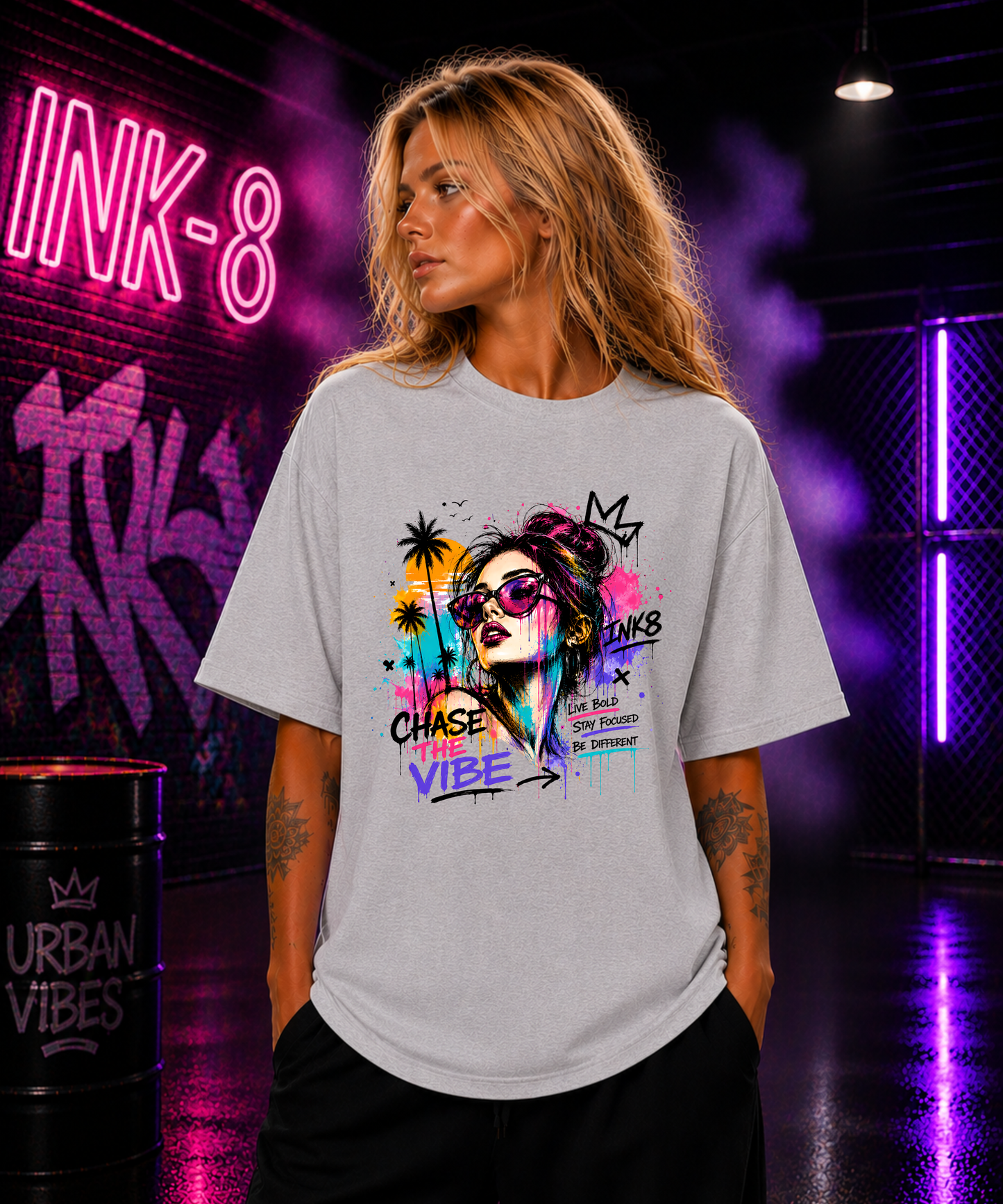 CHASE THE VIBE – Graffiti Premium Oversized  Unisex Bio-T-Shirt mit breitem Kragen | INK8 Urban Streetwear
